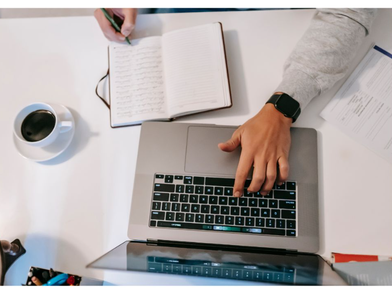 SCRITTURA CREATIVA ONLINE